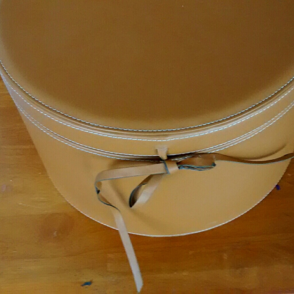 Tan Leather Hatbox